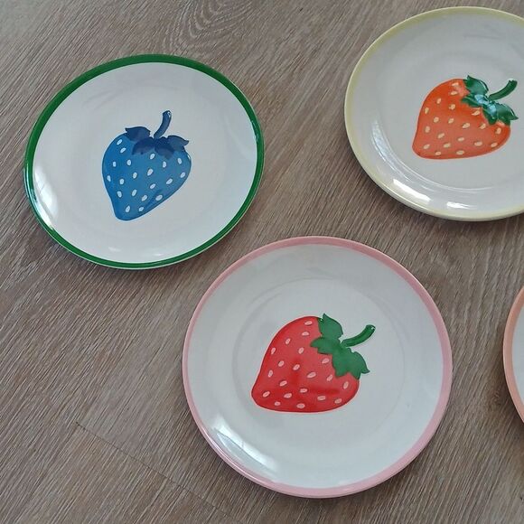 Kate Spade x Target Colorful Strawberry Appetizer Plate 4 Piece Melamine NWOT - Picture 8 of 10
